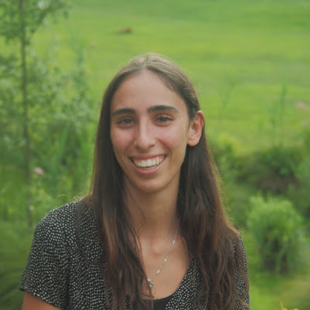 Meet your Posher, Olivia